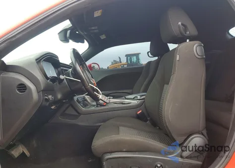 2020 Dodge Challenger Sxt z USA, uszkodzony, nr VIN 2C3CDZAG4LH230355